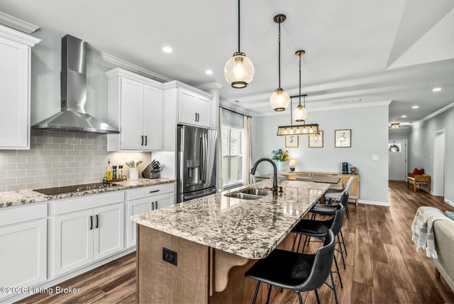 14111 Harkaway Ave, Louisville, KY 40299