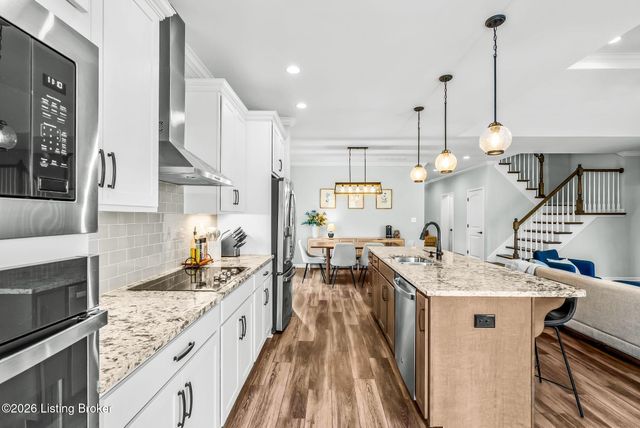 14111 Harkaway Ave, Louisville, KY 40299