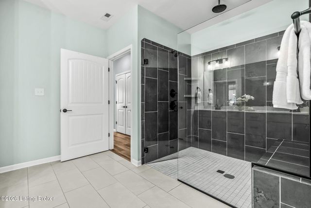 14111 Harkaway Ave, Louisville, KY 40299