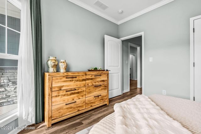 14111 Harkaway Ave, Louisville, KY 40299