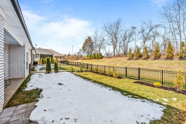 14111 Harkaway Ave, Louisville, KY 40299