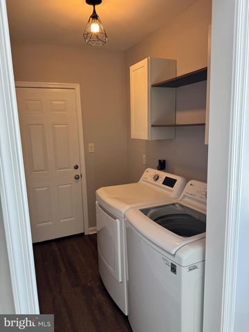 232 MERION RD, Dover, DE 19904