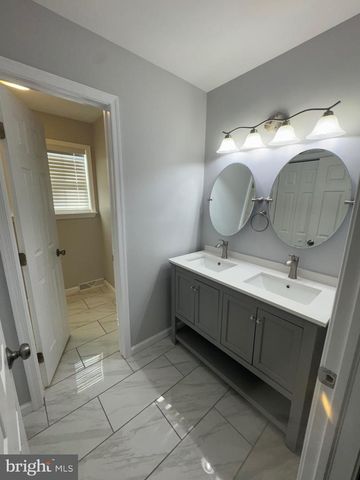 232 MERION RD, Dover, DE 19904