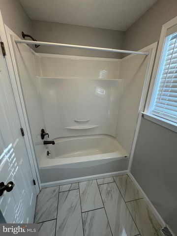 232 MERION RD, Dover, DE 19904