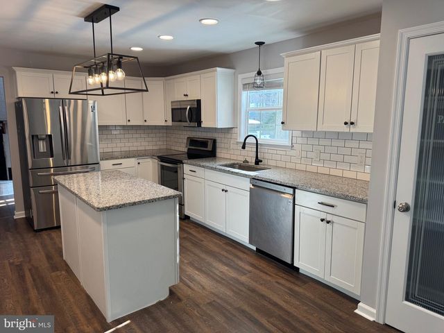 232 MERION RD, Dover, DE 19904