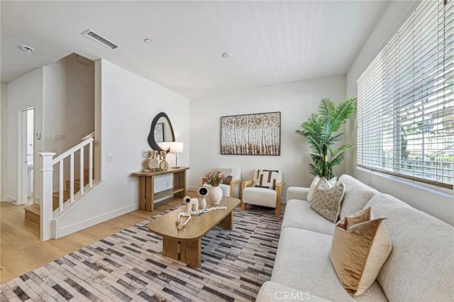 316 N Calvados, Azusa, CA 91702