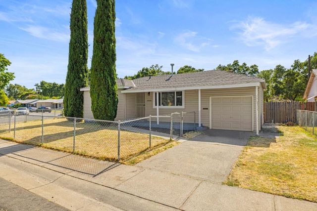 6006 Belleau Wood Ln, Sacramento, CA 95822