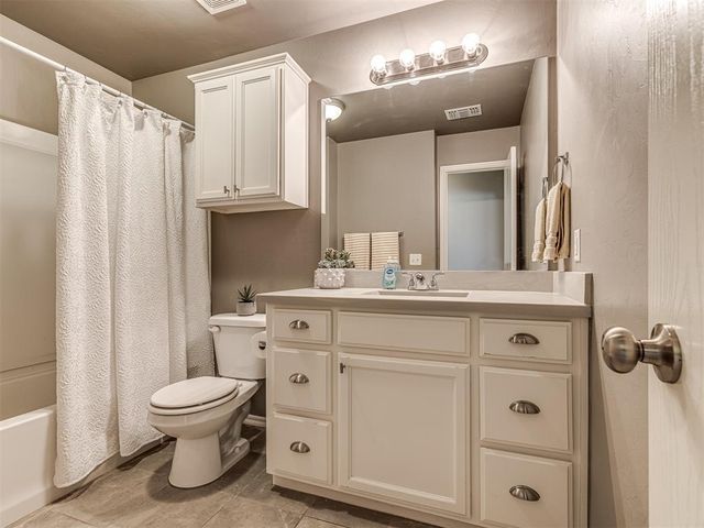 15709 Rosedown Drive, Oklahoma City, OK 73170