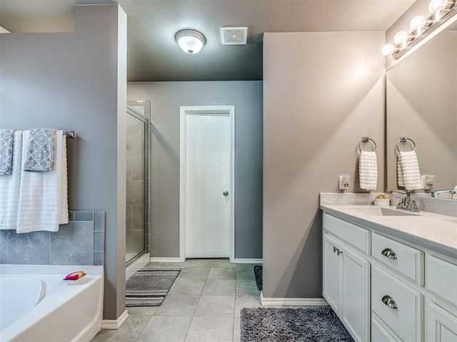 15709 Rosedown Drive, Oklahoma City, OK 73170