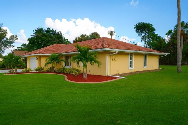 158 DOW LANE, North Fort Myers, FL 33917