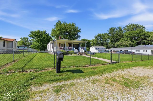 706 8th Street, Shelbyville, IN 46176