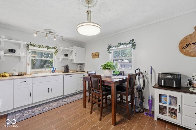 706 8th Street, Shelbyville, IN 46176