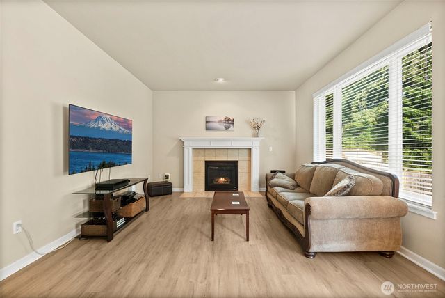 17801 97th Lane E, Puyallup, WA 98375