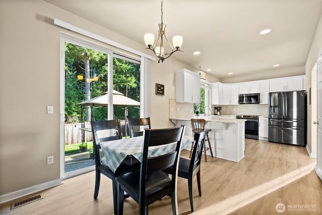 17801 97th Lane E, Puyallup, WA 98375