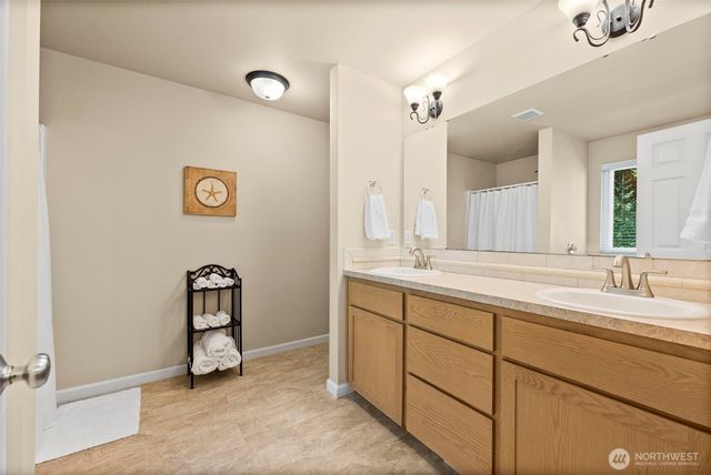 17801 97th Lane E, Puyallup, WA 98375