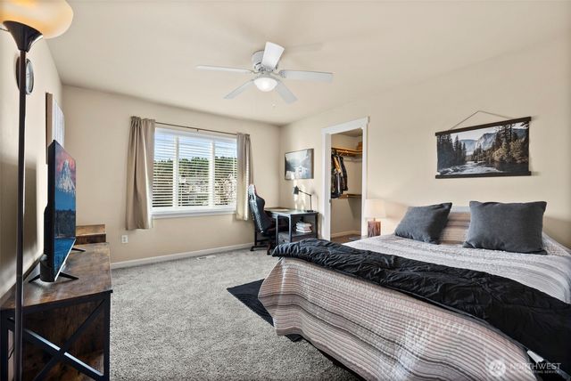 17801 97th Lane E, Puyallup, WA 98375