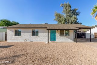 1724 W VOLTAIRE Avenue, Phoenix, AZ 85029