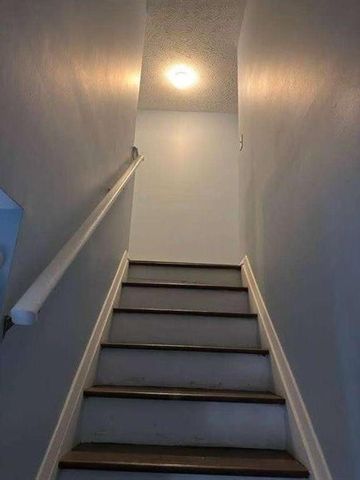 1990 Surrey Hill Circle, Lawrenceville, GA 30044