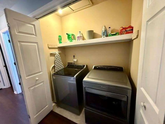 1990 Surrey Hill Circle, Lawrenceville, GA 30044