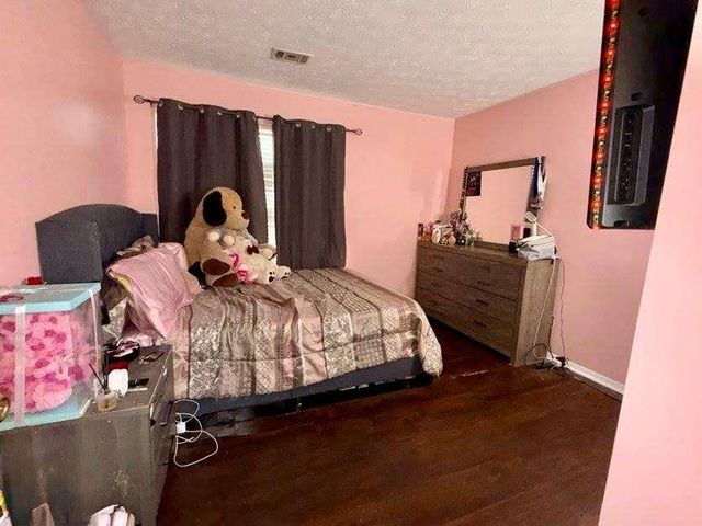 1990 Surrey Hill Circle, Lawrenceville, GA 30044