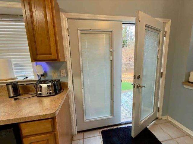 1990 Surrey Hill Circle, Lawrenceville, GA 30044