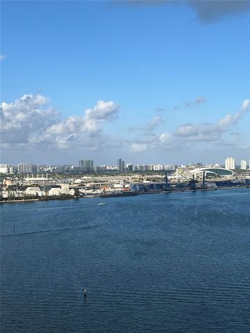 808 Brickell Key Dr 2002, Miami, FL 33131