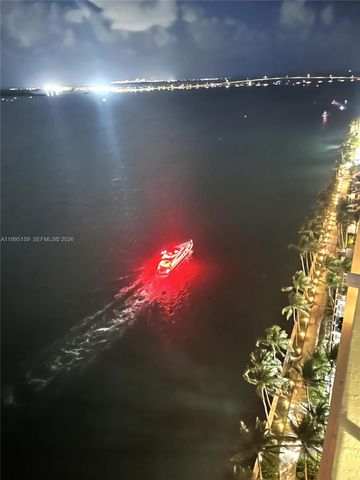 808 Brickell Key Dr 2002, Miami, FL 33131