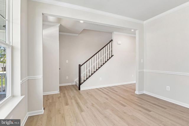 919 ENFIELD FARM LN, Brunswick, MD 21716