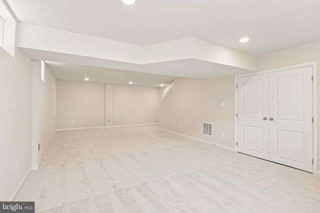 919 ENFIELD FARM LN, Brunswick, MD 21716