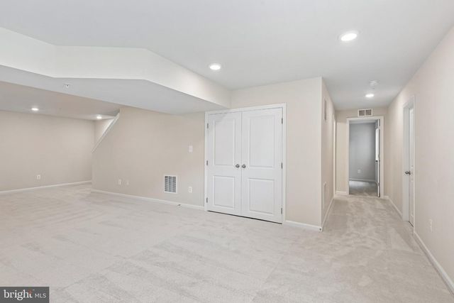 919 ENFIELD FARM LN, Brunswick, MD 21716