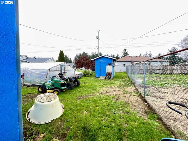 328 SPRUCE DR. Dr, Brookings, OR 97415