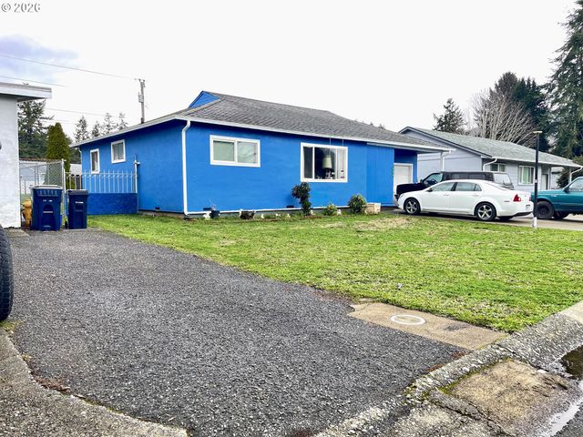 328 SPRUCE DR. Dr, Brookings, OR 97415