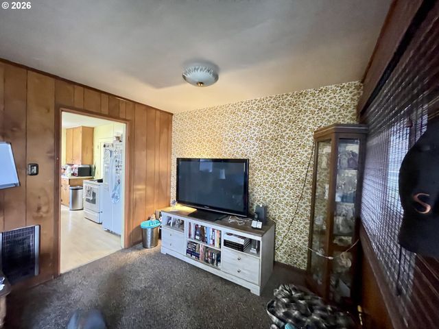 328 SPRUCE DR. Dr, Brookings, OR 97415