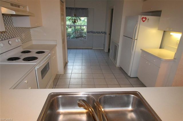 1868 W Crown Pointe BLVD, Naples, FL 34112