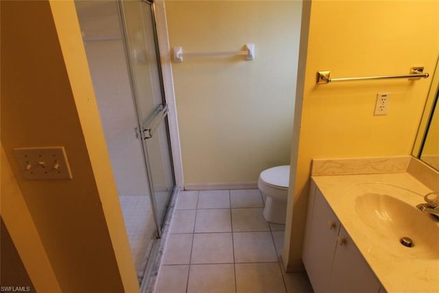 1868 W Crown Pointe BLVD, Naples, FL 34112