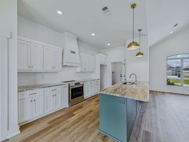 4 Evening Star Cove, Greenbrier, AR 72058