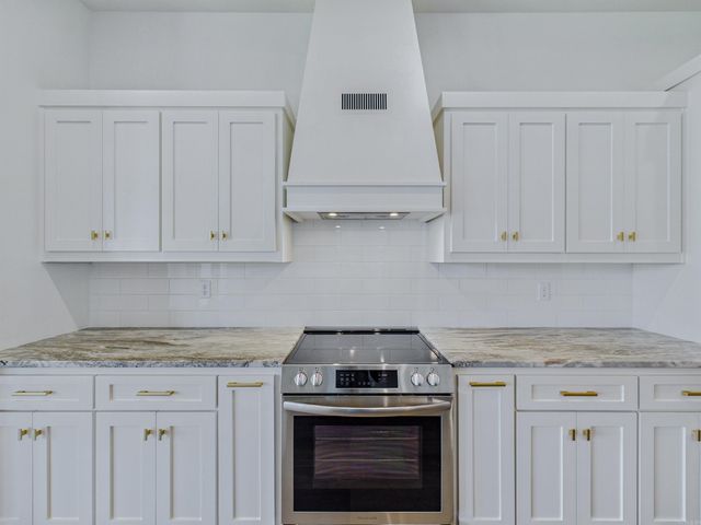 4 Evening Star Cove, Greenbrier, AR 72058