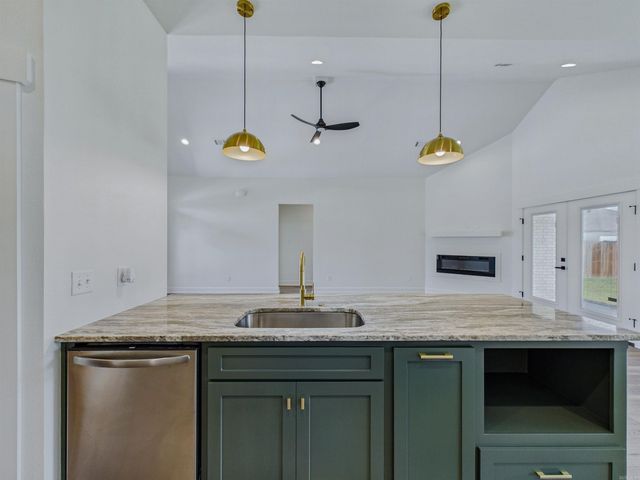 4 Evening Star Cove, Greenbrier, AR 72058