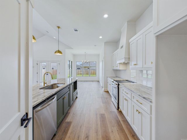 4 Evening Star Cove, Greenbrier, AR 72058