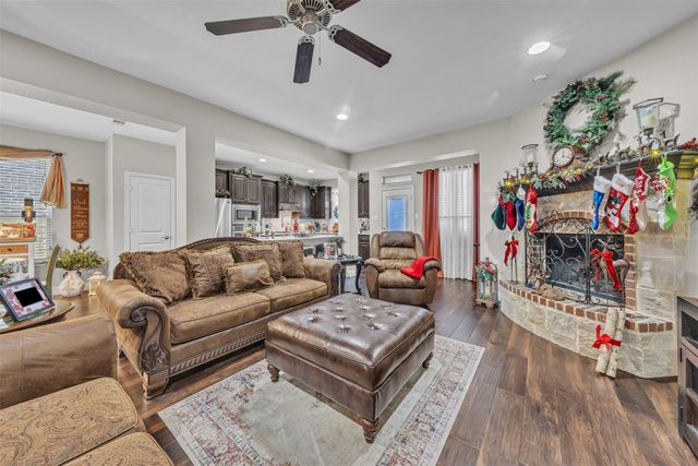 11616 Twining Branch Circle, Fort Worth, TX 76052