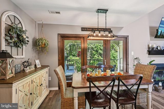 44 BRIDGEWATER DR, Marlton, NJ 08053