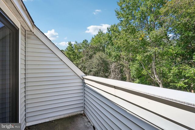 44 BRIDGEWATER DR, Marlton, NJ 08053