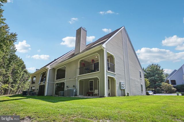44 BRIDGEWATER DR, Marlton, NJ 08053