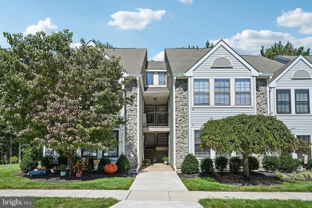 44 BRIDGEWATER DR, Marlton, NJ 08053