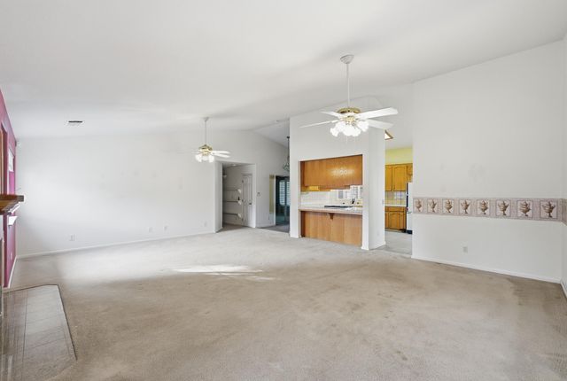 187 Mitchell Avenue, Tulare, CA 93274