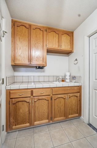 187 Mitchell Avenue, Tulare, CA 93274