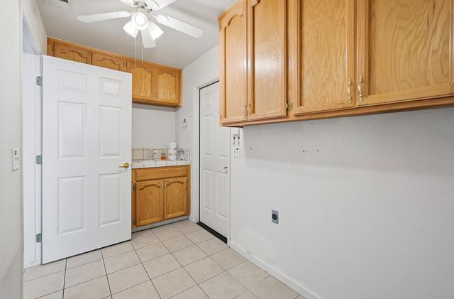 187 Mitchell Avenue, Tulare, CA 93274