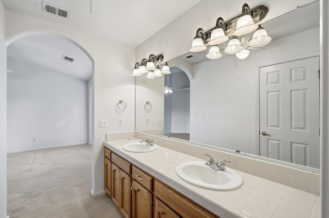 187 Mitchell Avenue, Tulare, CA 93274