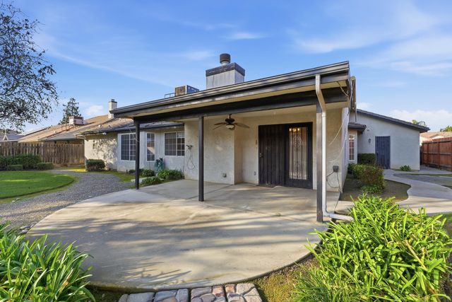 187 Mitchell Avenue, Tulare, CA 93274