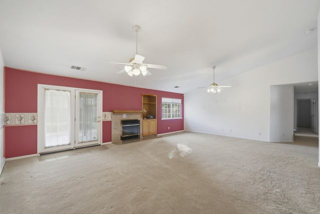 187 Mitchell Avenue, Tulare, CA 93274